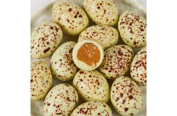 Lemon &amp; Pistachioe Quail Eggs